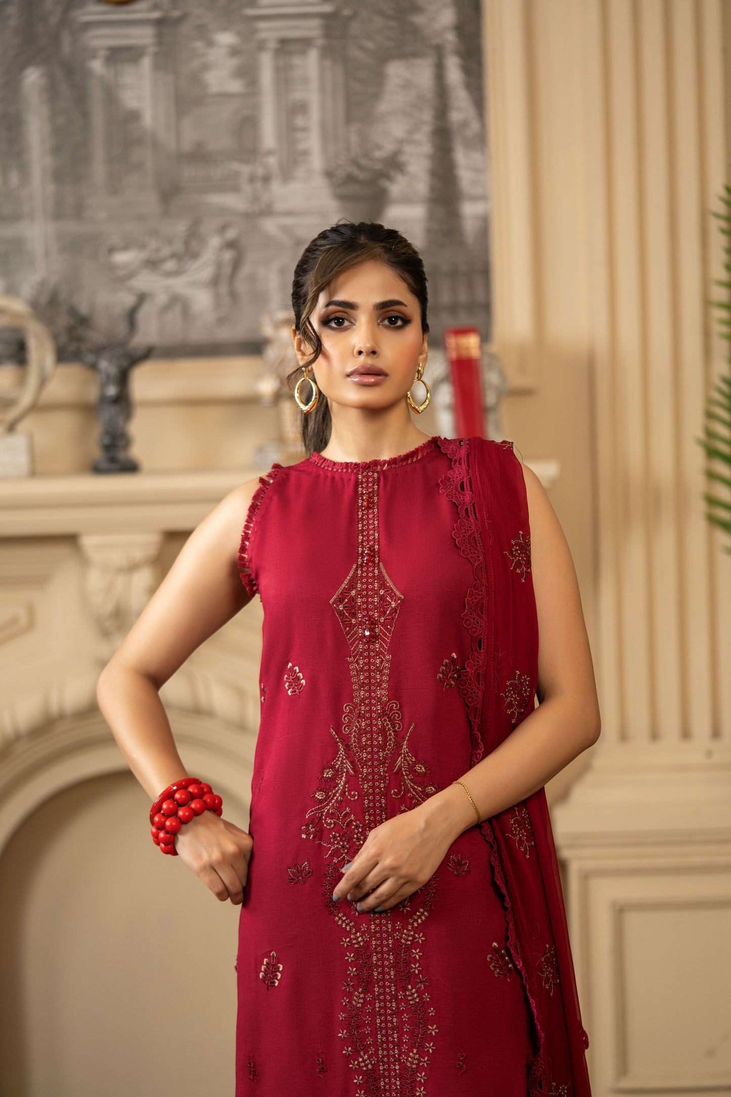 Unstitched 3pc Pakistani dress in karandi fabric for everyday wear