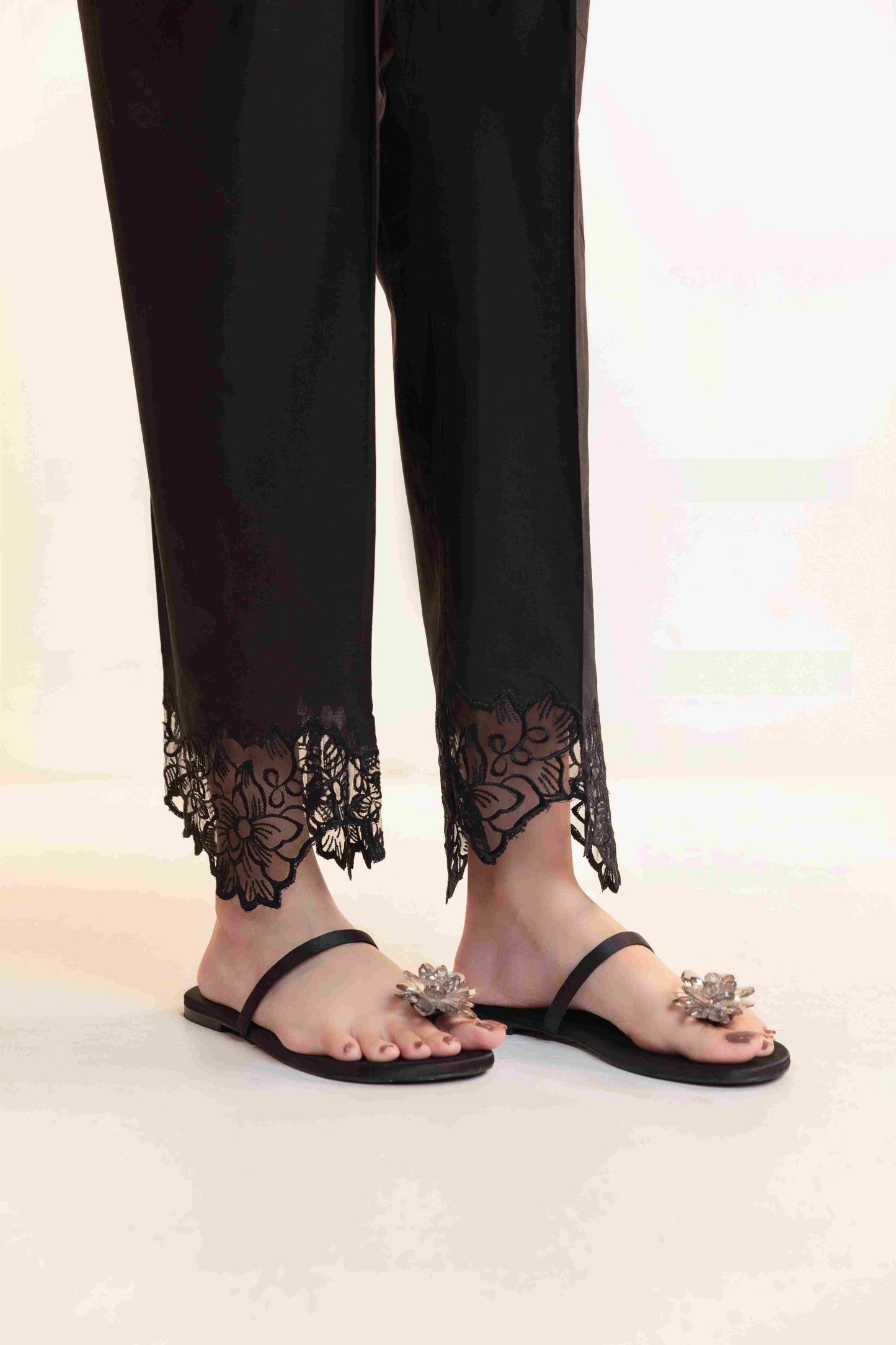 Cigarette Pants D-9250