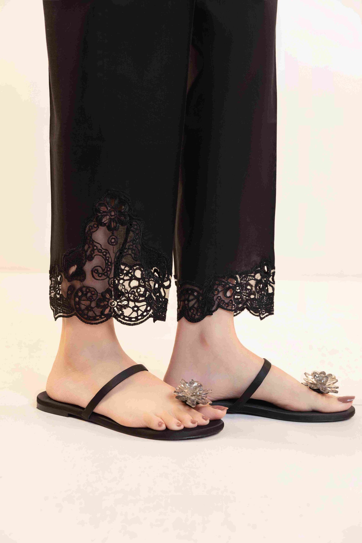 Cigarette Pants D-9248