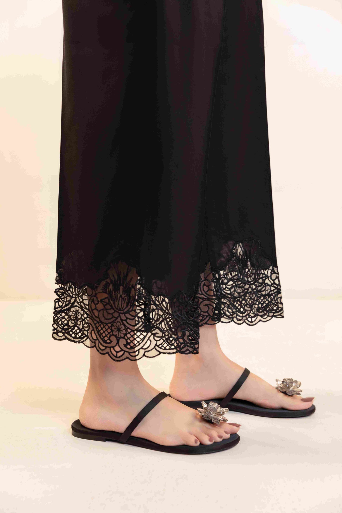 Chopped Pants D-9247