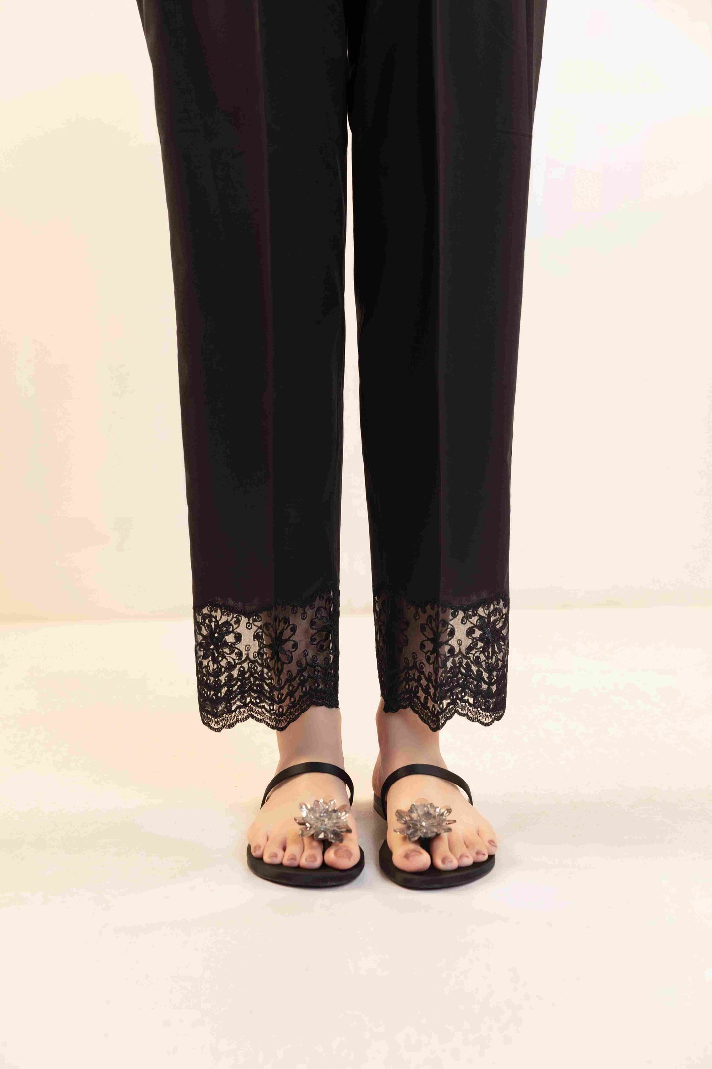 Cigarette Pants D-9249