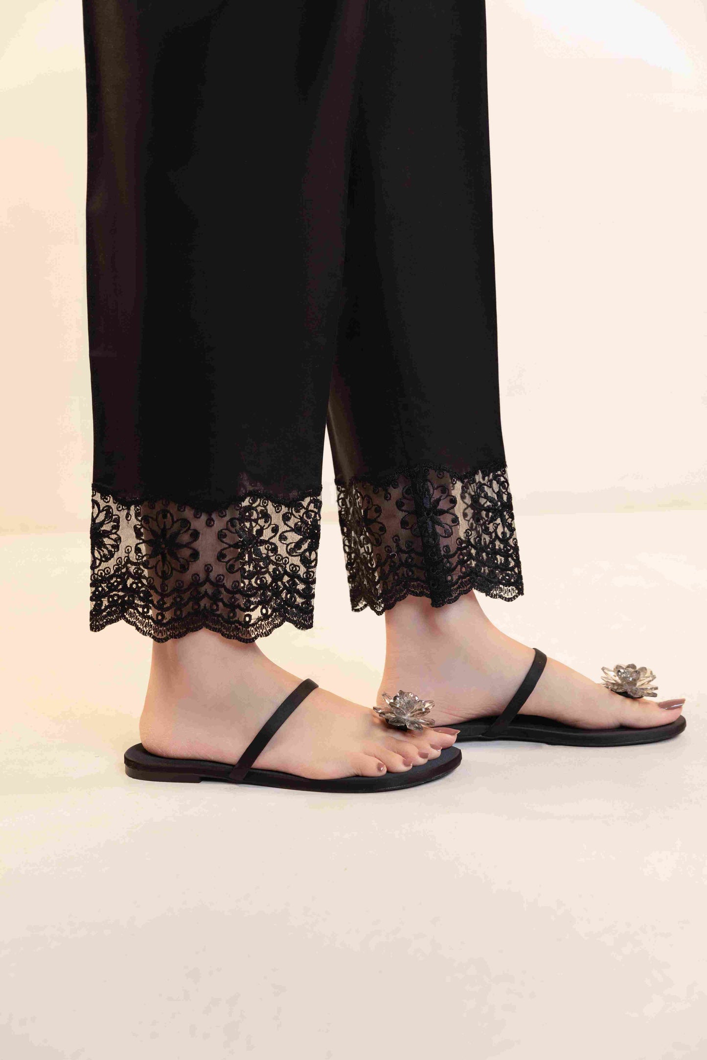Cigarette Pants D-9249