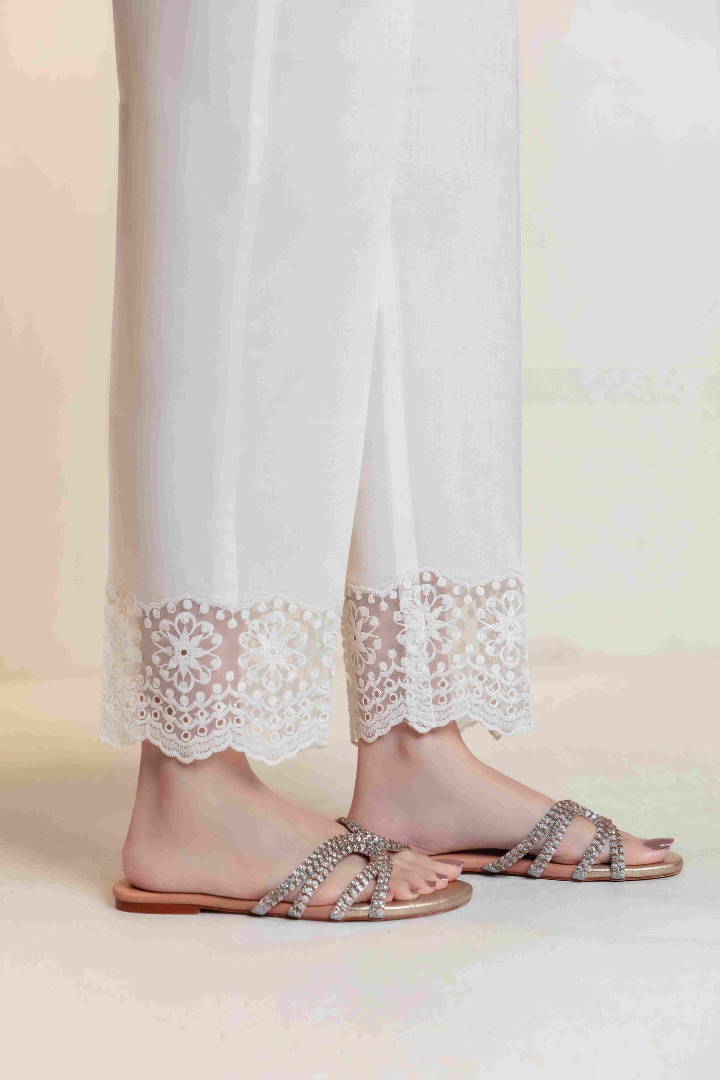 Cigarette Pants D-9249