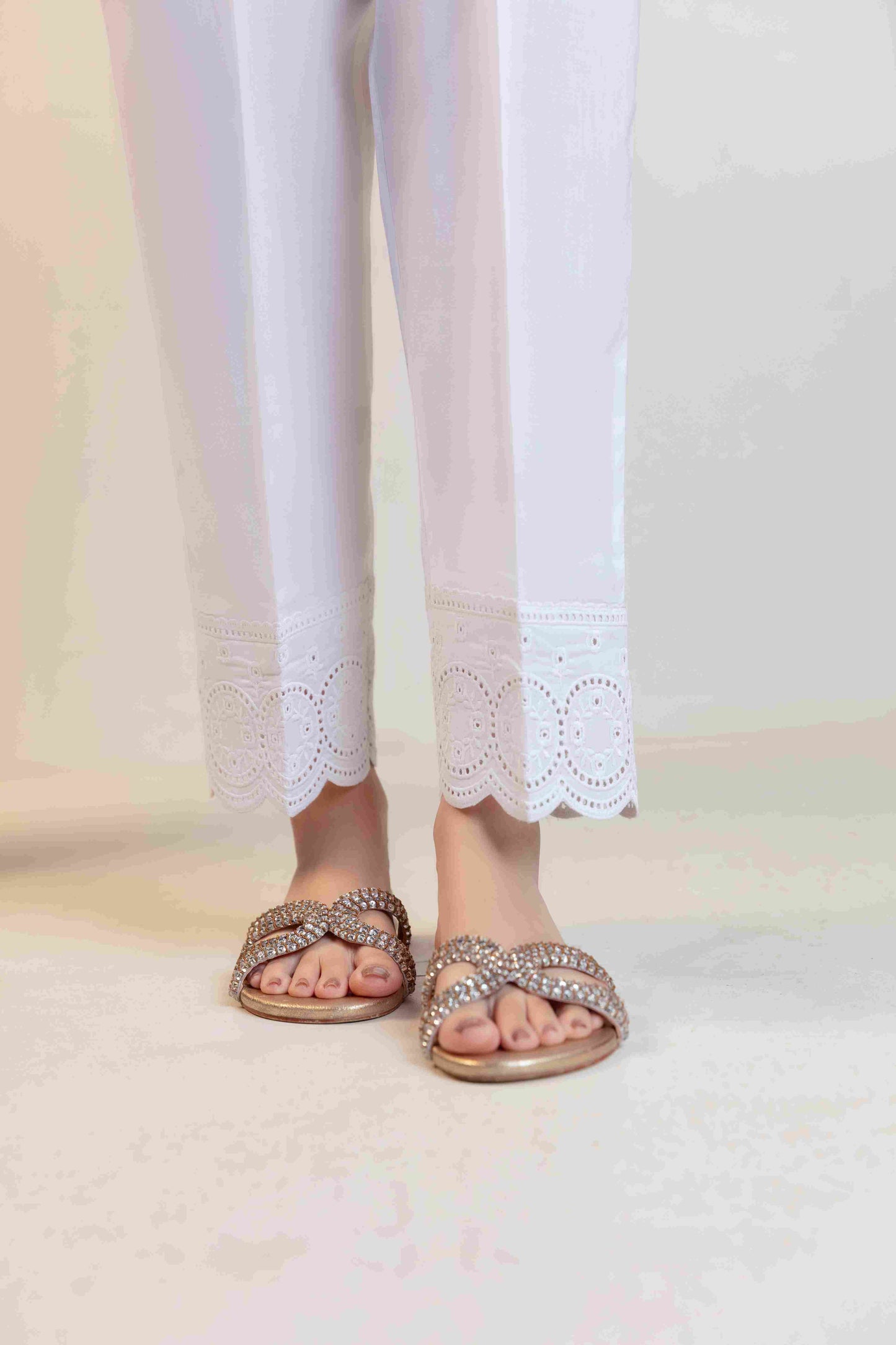 Cigarette Pants D-9251