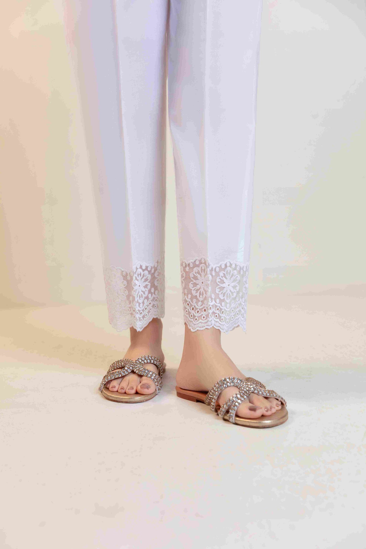 Cigarette Pants D-9249