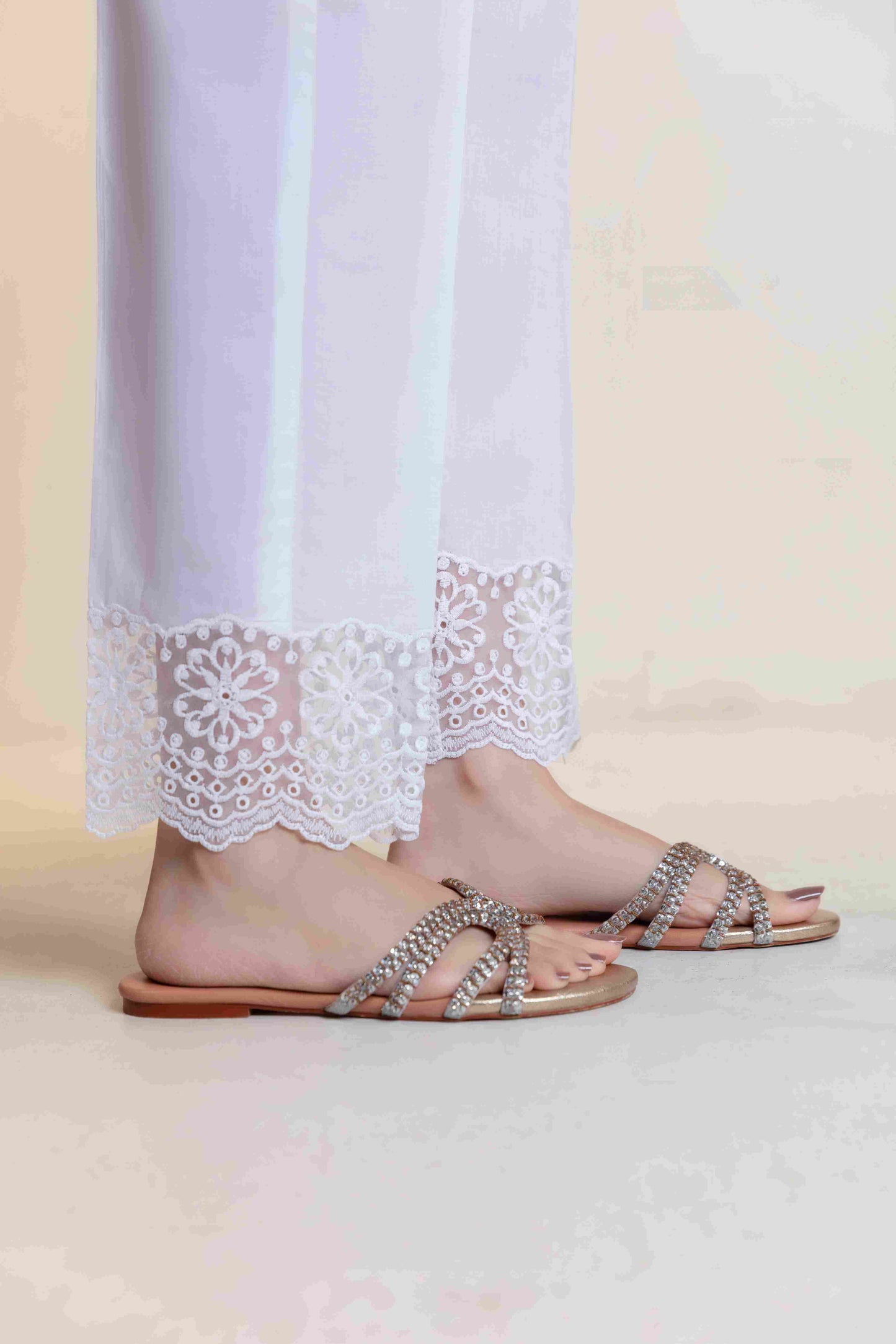 Cigarette Pants D-9249