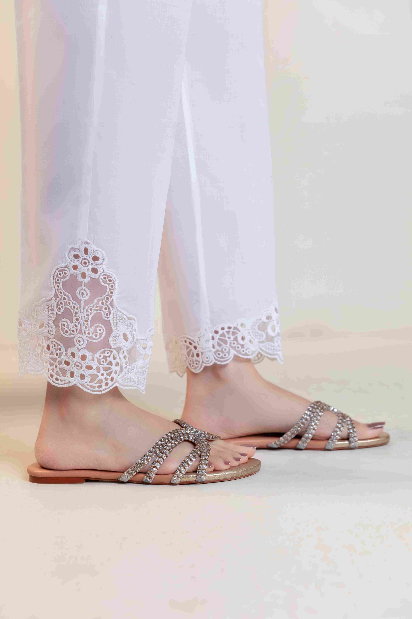 Cigarette Pants D-9248