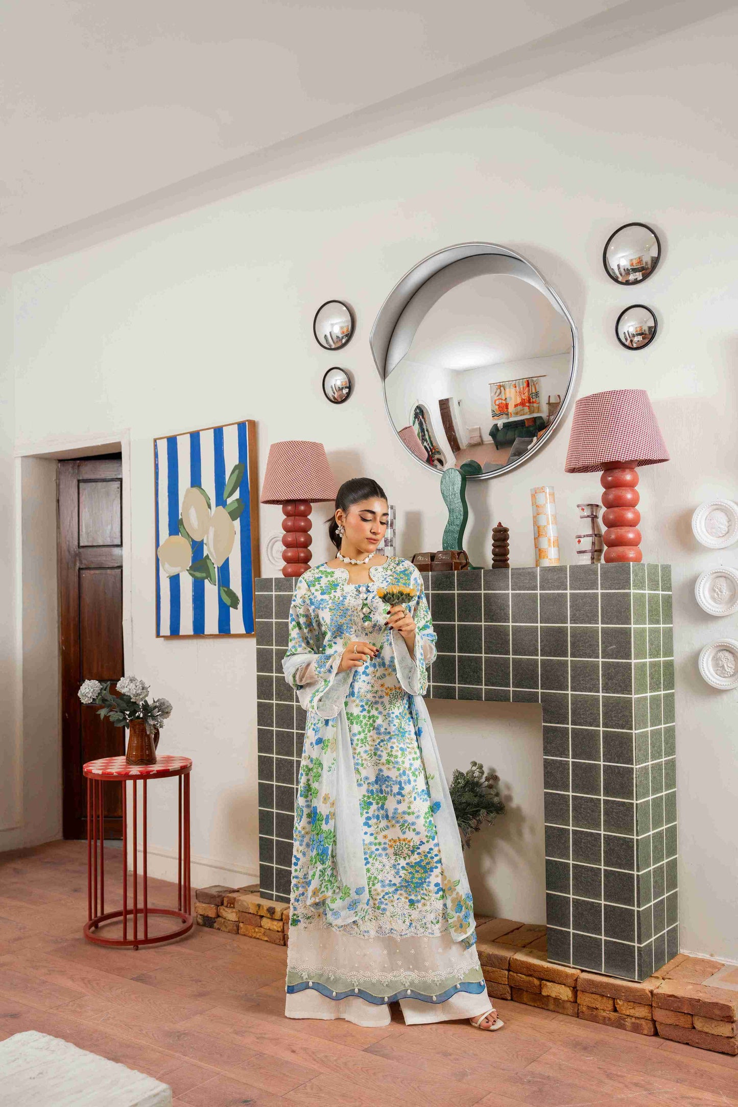 Printed summer lawn kurta paired with chiffon dupatta