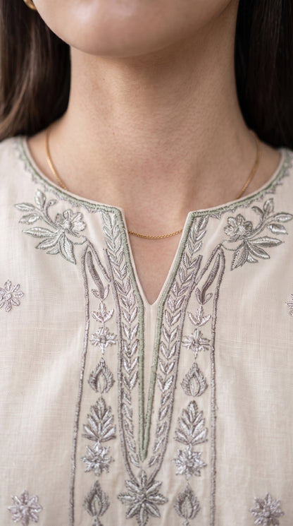 3PC Embroidered Dhanak Suit | DC - 05