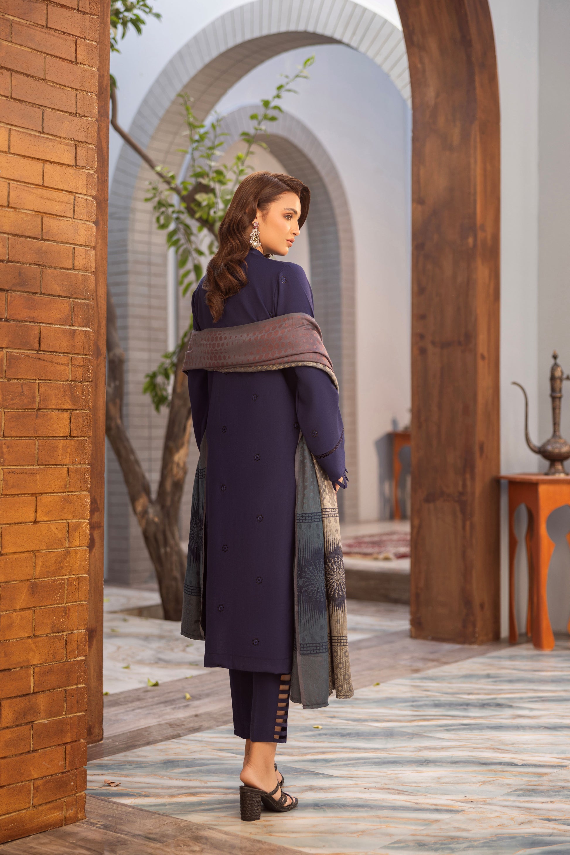 Heritage-style embroidered Dhanak with matching shawl