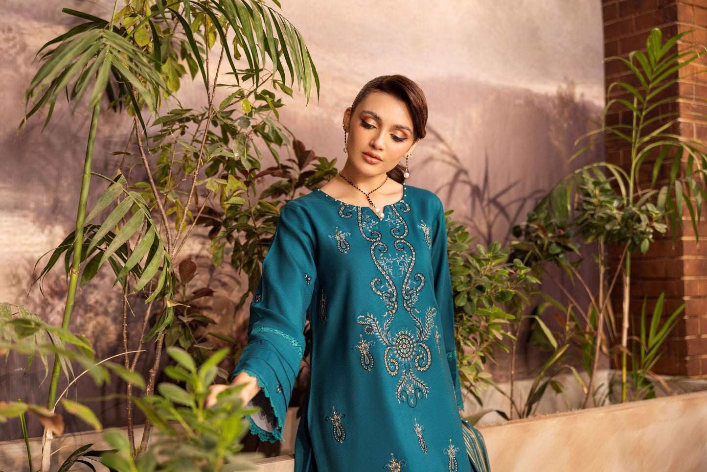 Feminine Dhanak winter suit with organza patch detailing