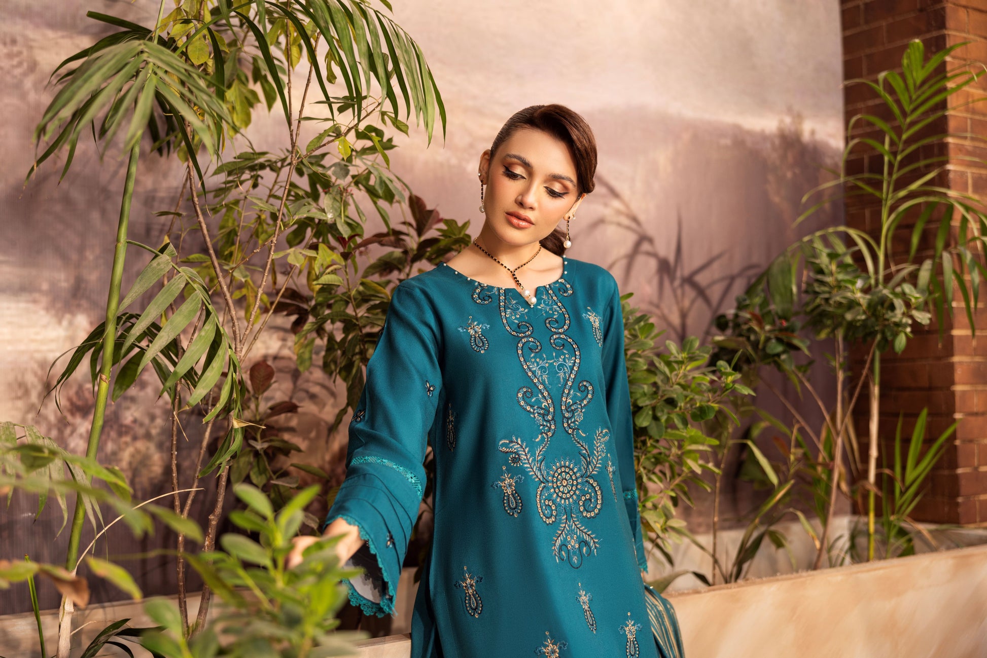 Feminine Dhanak winter suit with organza patch detailing