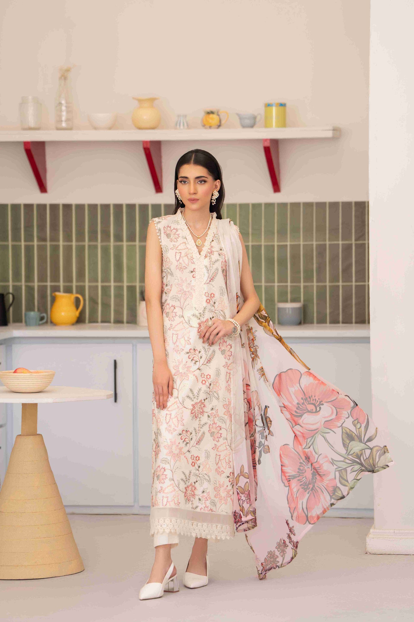 Breeze embroidered lawn shirt with printed chiffon dupatta and cotton trouser for girls dress design