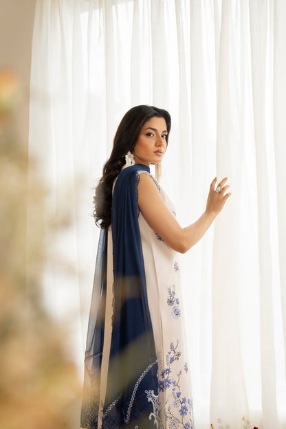 Embroidered viscose shirt and trouser set with chiffon dupatta for casual wear