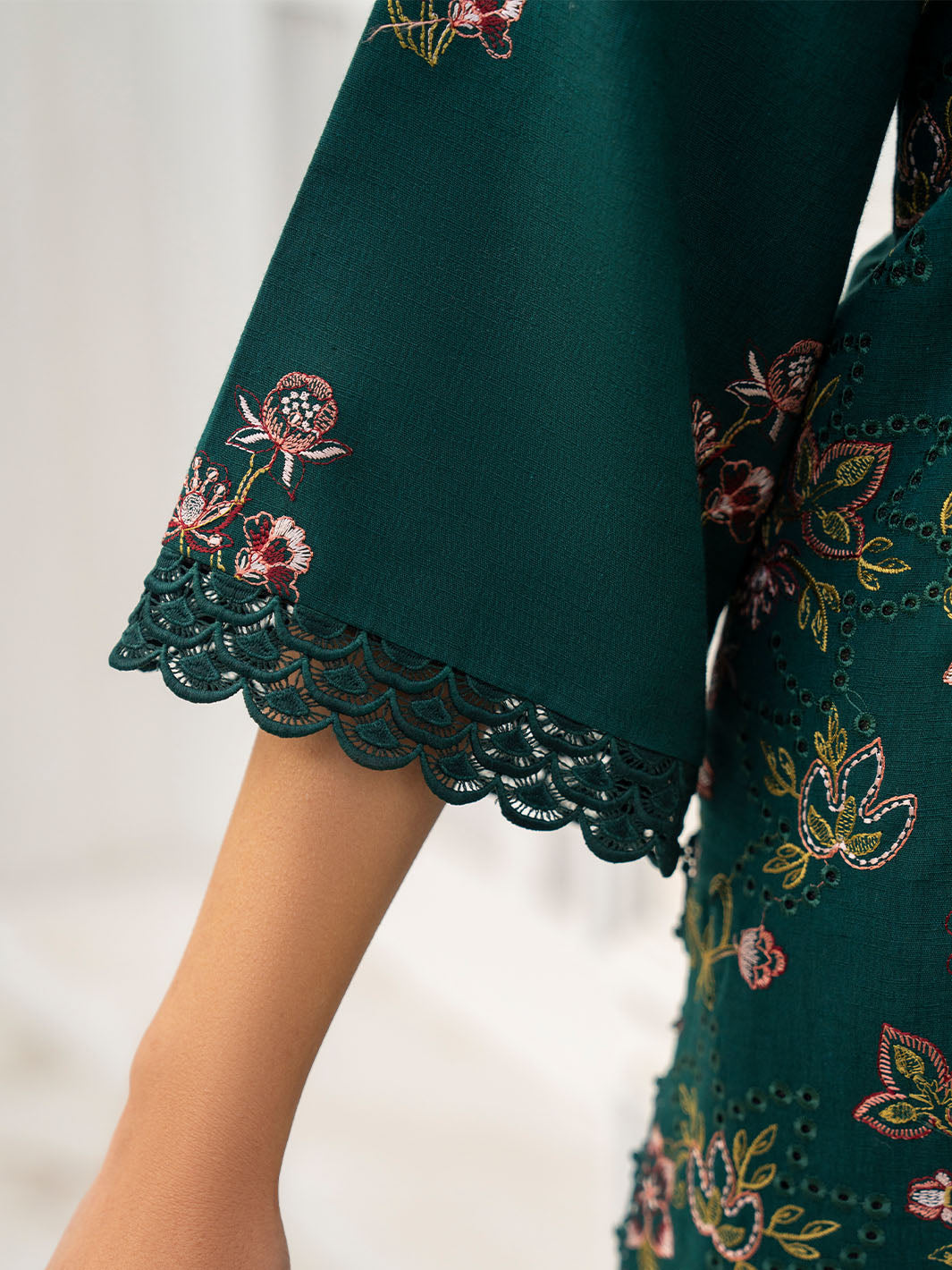 Elegant embroidered lawn shirt, chiffon dupatta, and karandi trouser unstitched