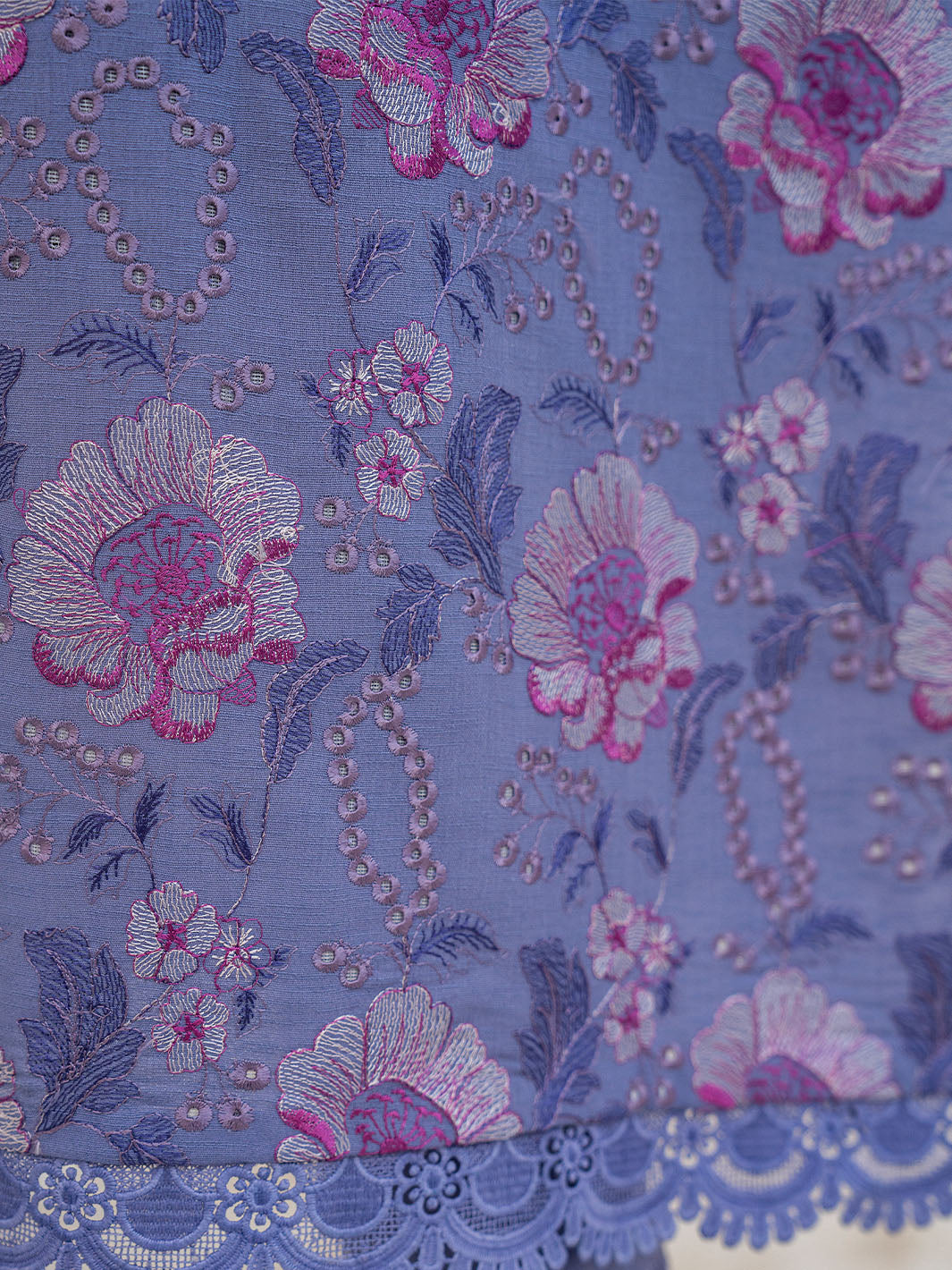 Elegant embroidered shirt with chiffon printed dupatta and karandi trouser fabric