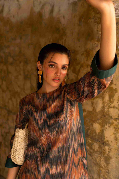 Fancy stitched Jacquard outfit with bell sleeves and cotton trousers for women