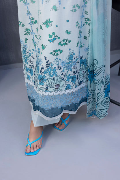 Graceful embroidered Karandi winter dress with floral chiffon dupatta and plain trouser for a chic eastern look
