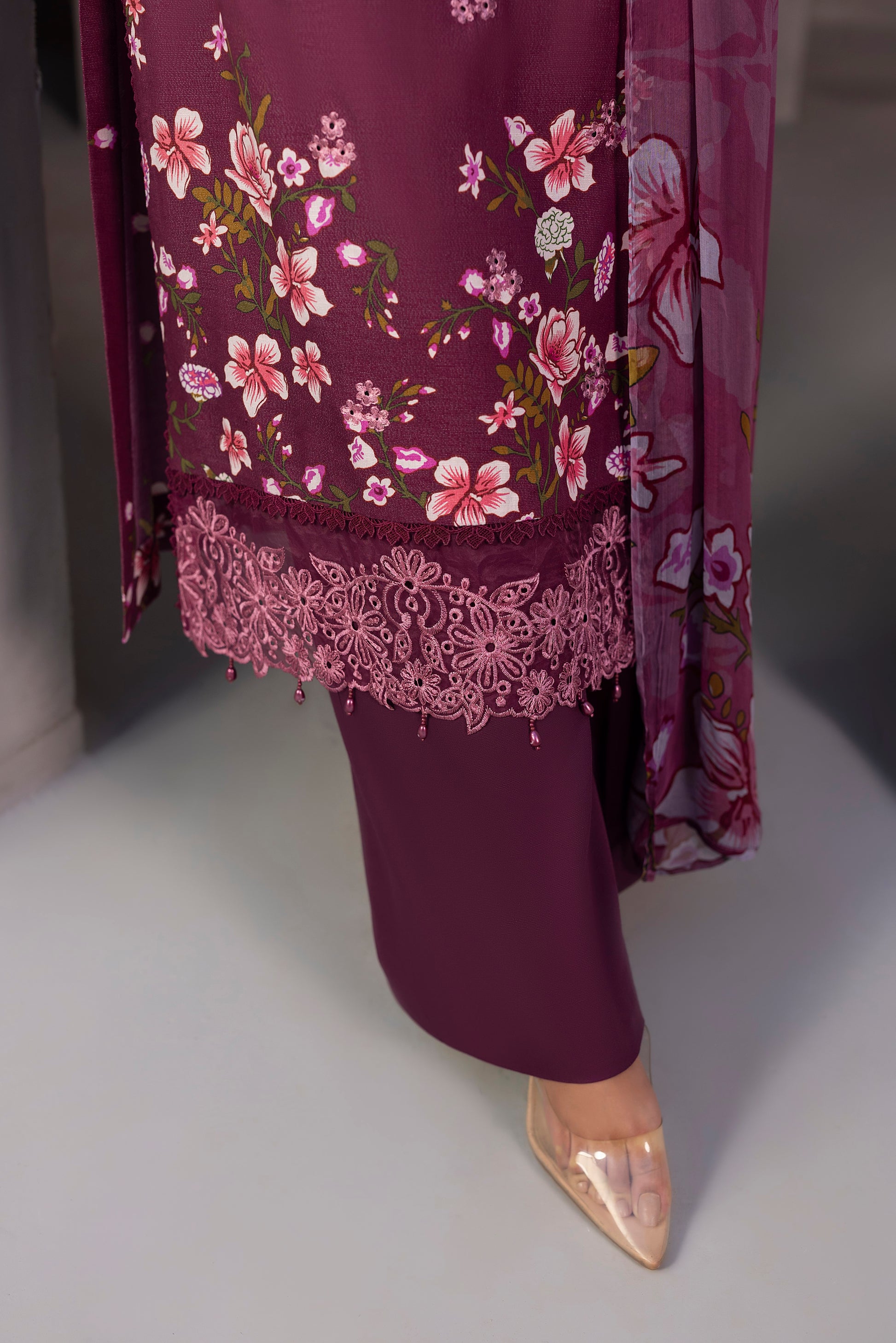 Graceful embroidered Karandi outfit with chiffon dupatta for formal winter style