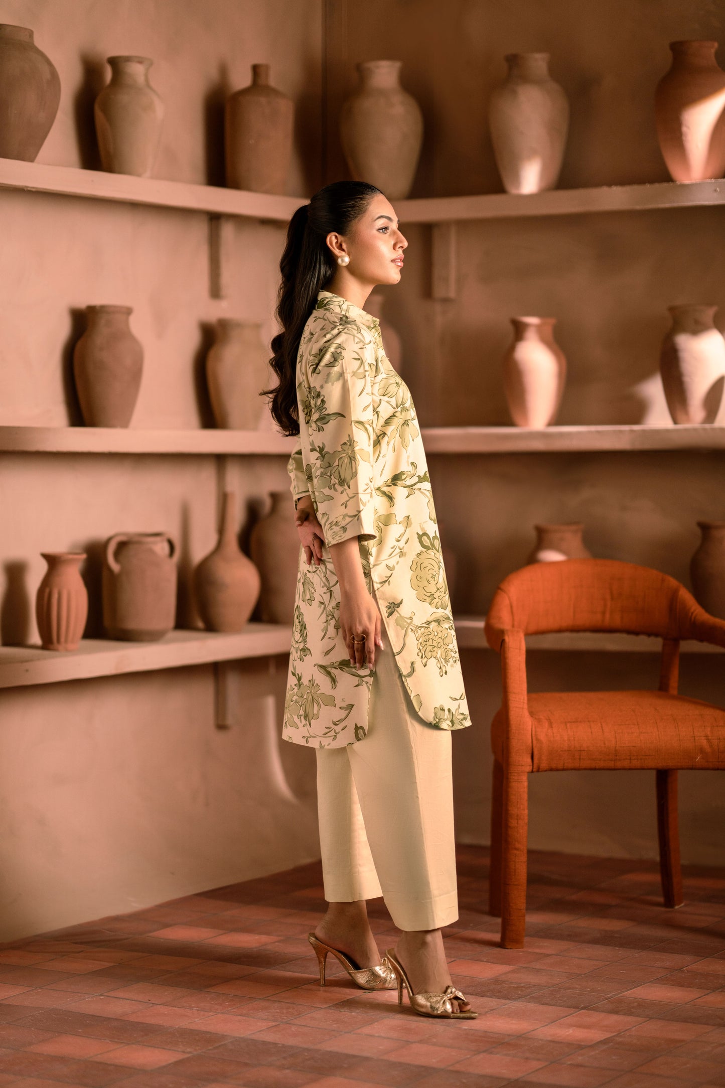 Winter ladies’ khaddar suit with printed kurta design