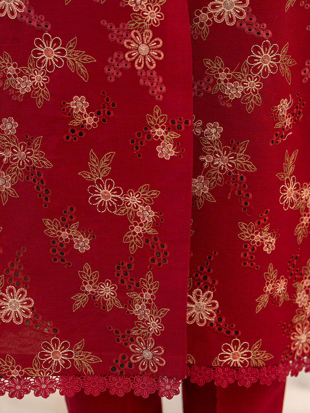 Elegant embroidered lawn suit with chiffon dupatta and plain karandi trouser