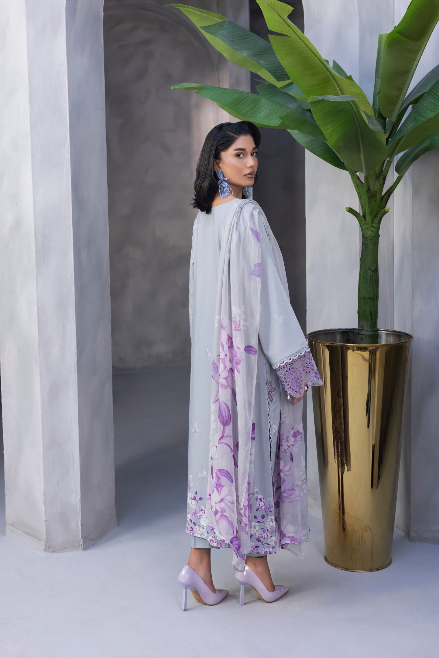 Elegant Karandi 3PC outfit for formal gatherings
