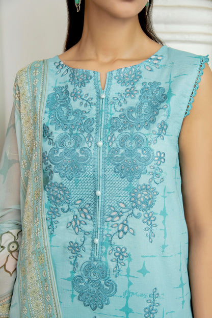  Embroidered shirt styled with dupatta.