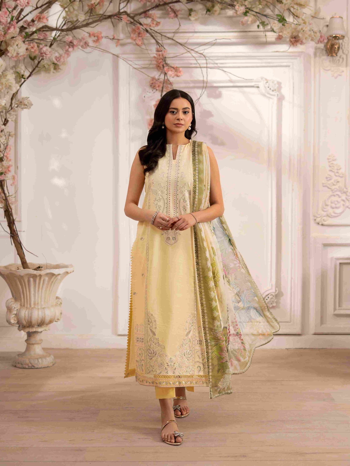 Luxury embroidered lawn shirt designed with soft chiffon dupatta