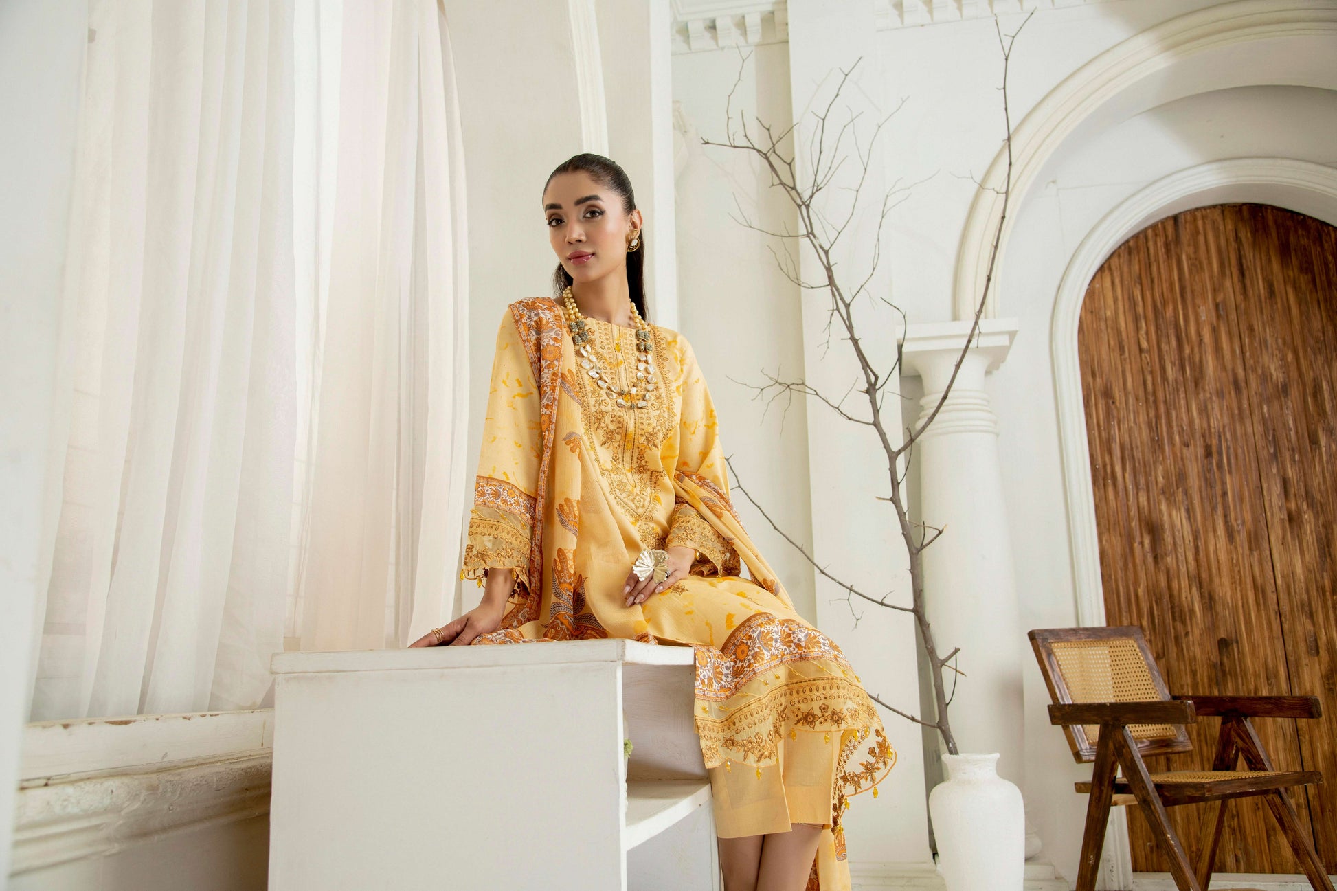 Three-piece embroidered lawn outfit with dupatta for summer