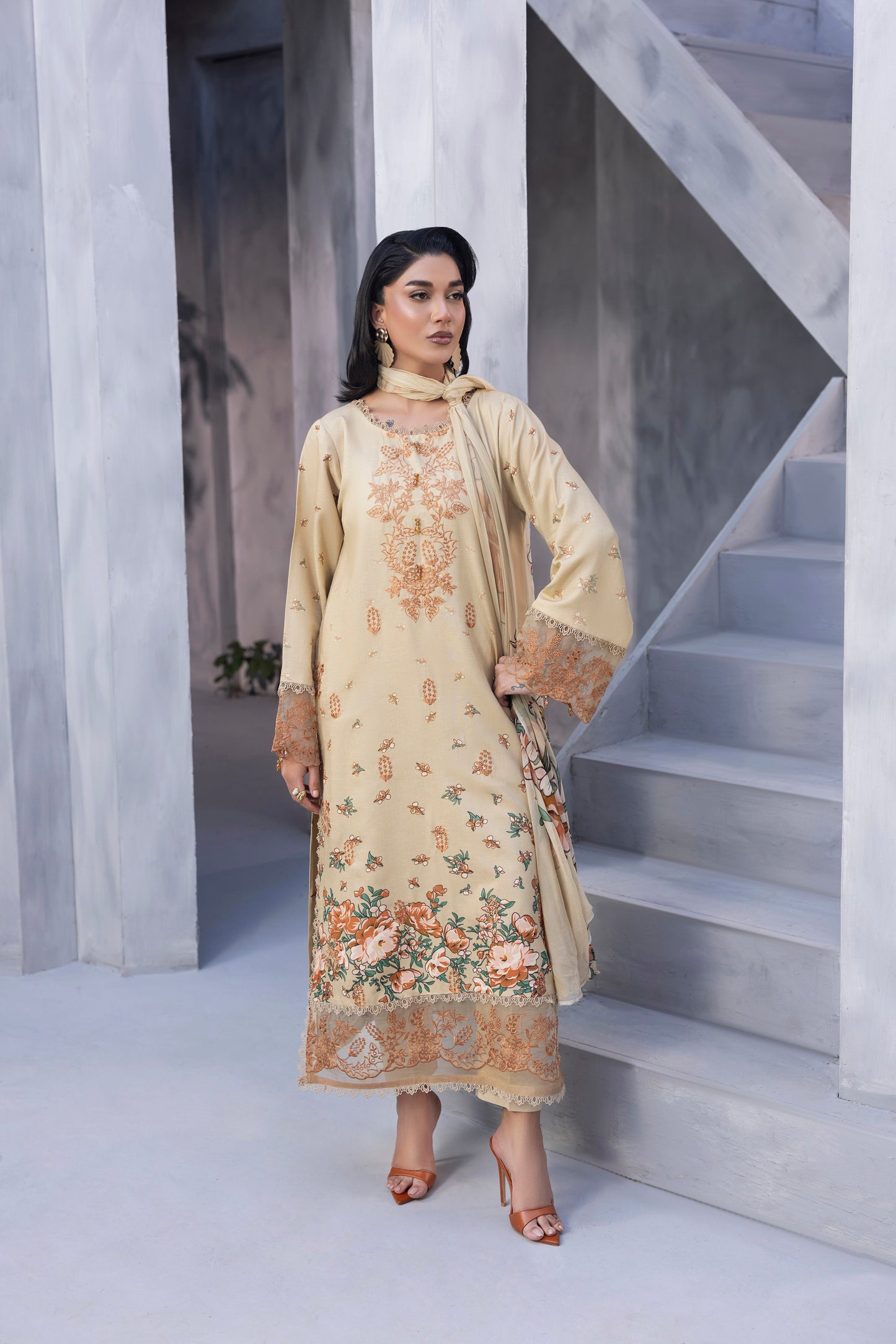 Classy Karandi 3PC embroidered dress with chiffon dupatta and plain trouser for evening events