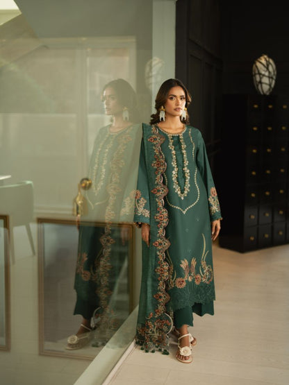 Green stitched summer lawn suit with detailed organza patch and embroidered dupatta