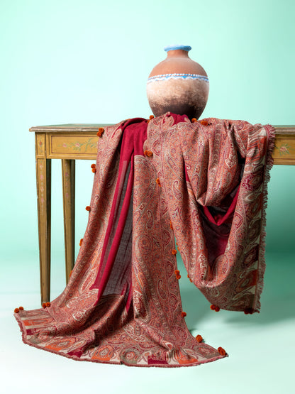 Handmade winter shawl from Kashmir
