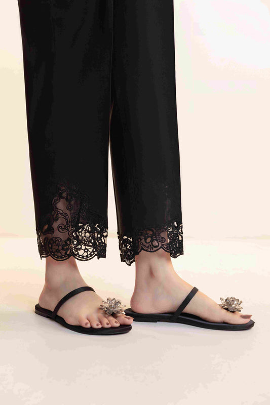 Cigarette Pants D-9248