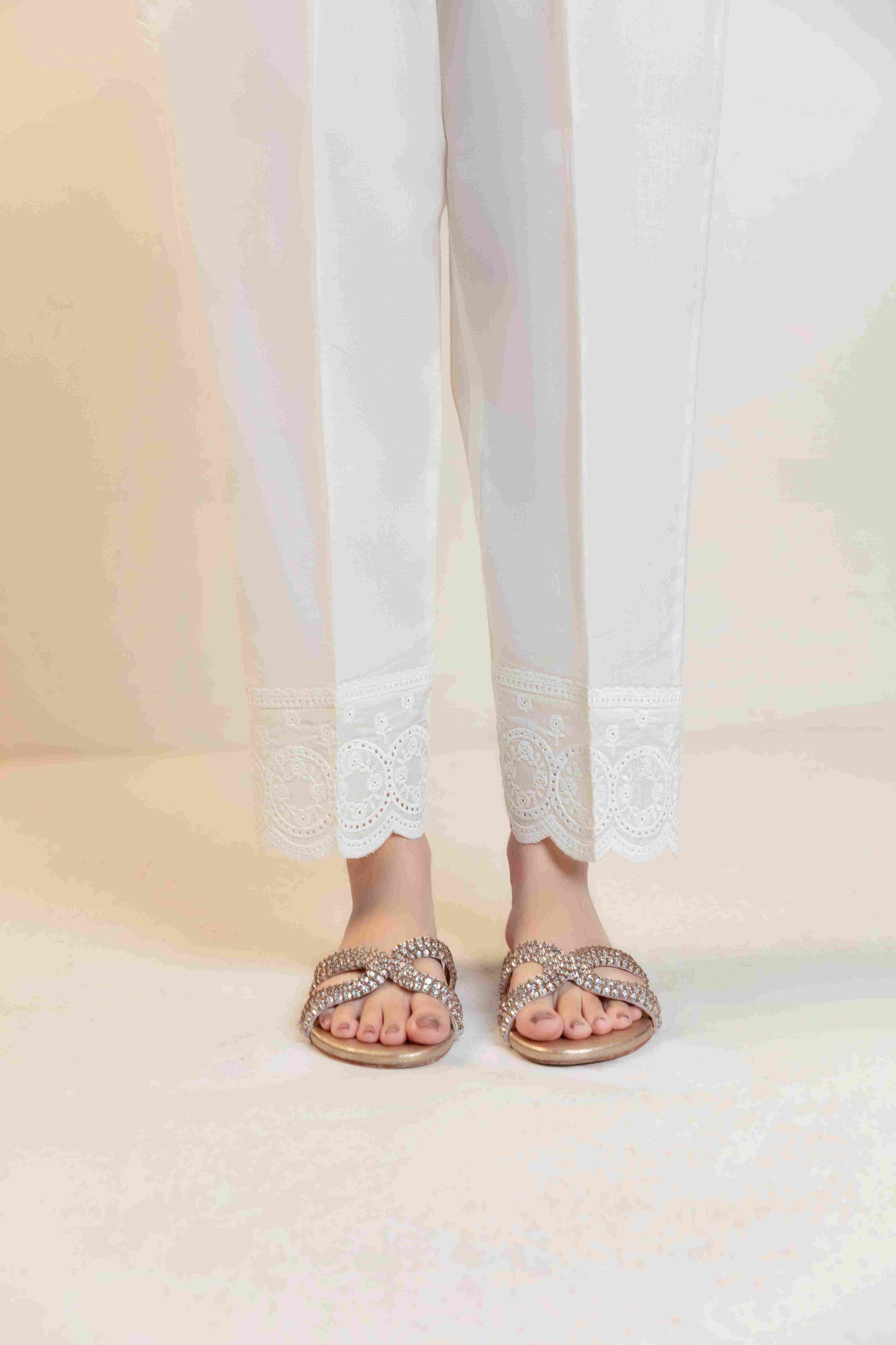 Cigarette Pants D-9251