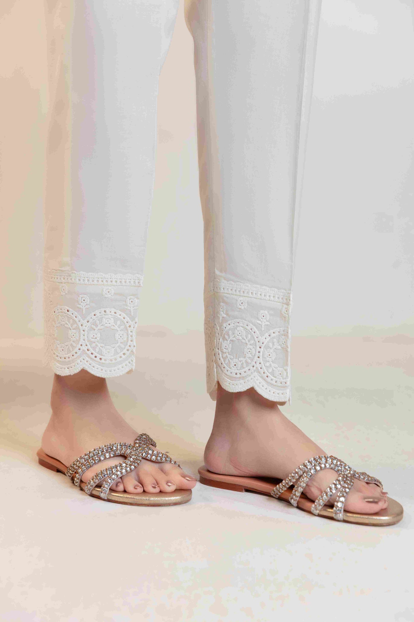 Cigarette Pants D-9251