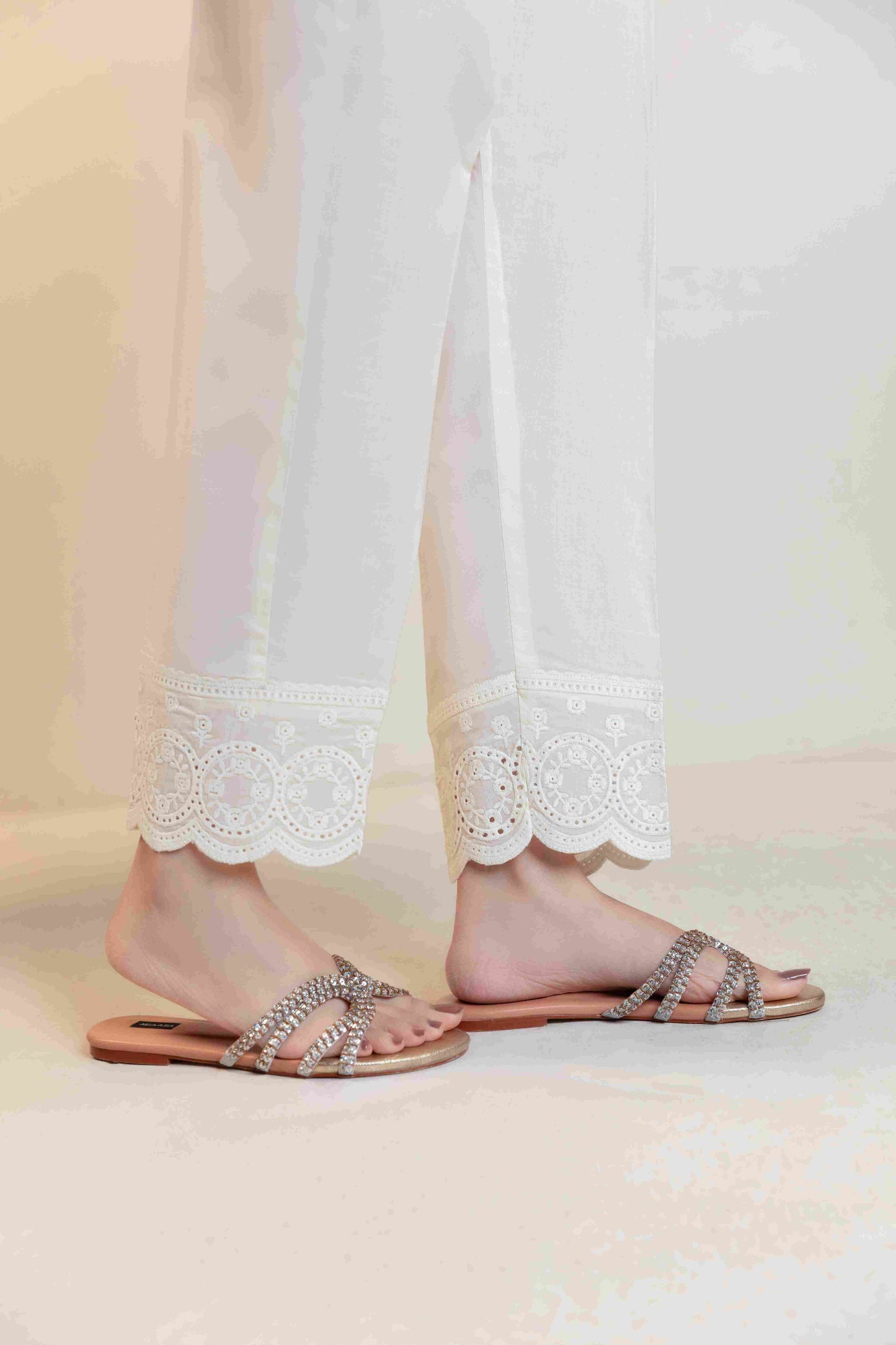 Cigarette Pants D-9251