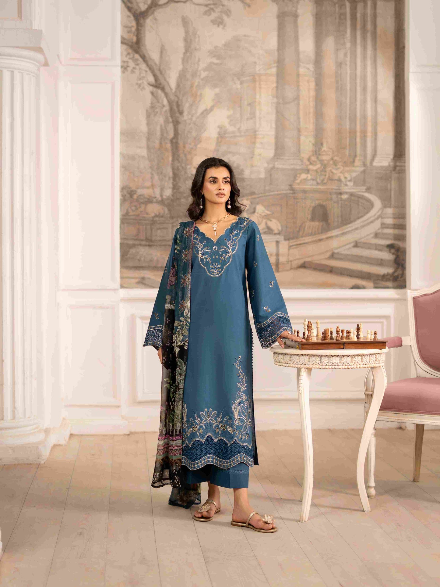 Luxury embroidered lawn shirt completed with chiffon printed dupatta