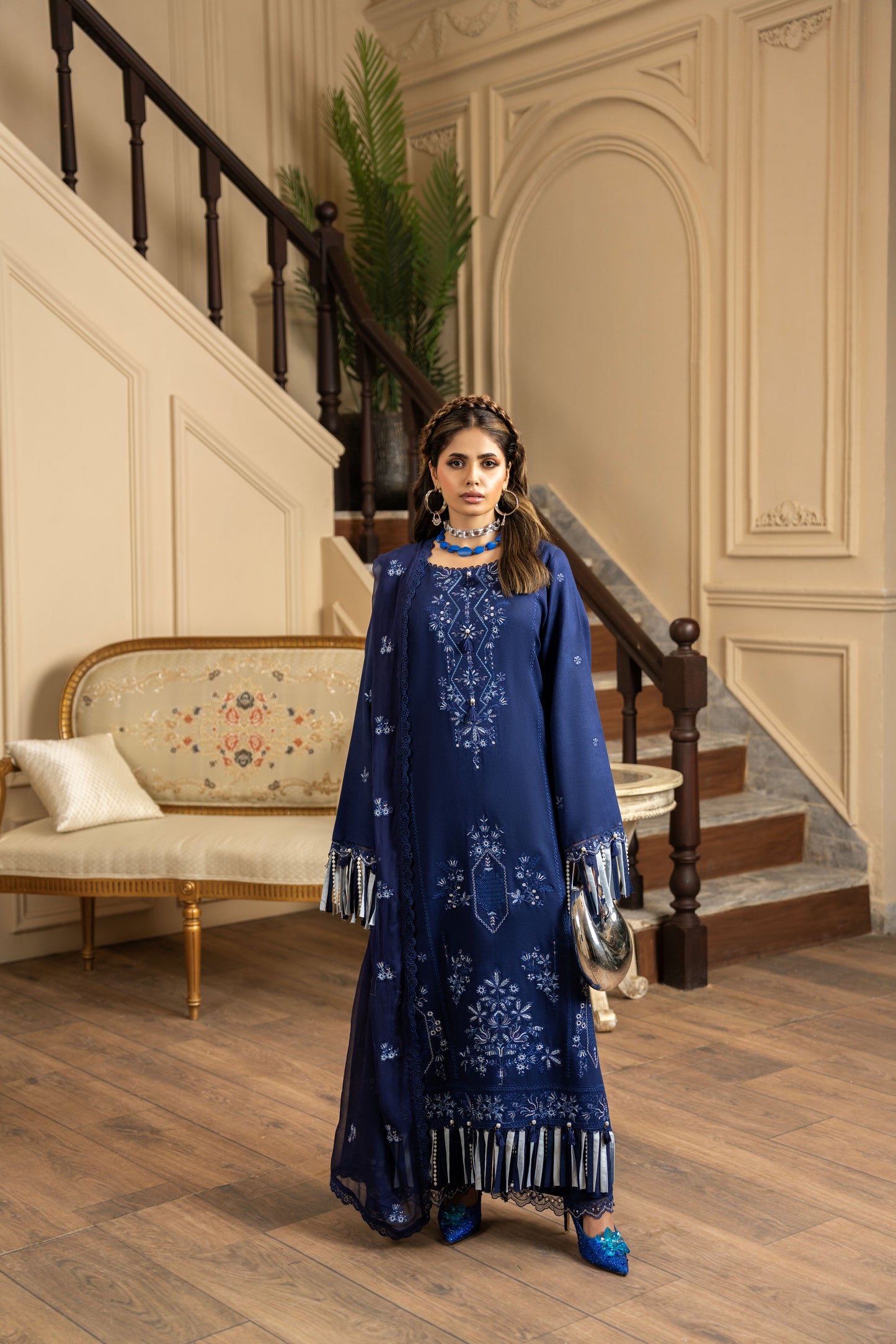 Stylish unstitched 3-piece suit with dupatta