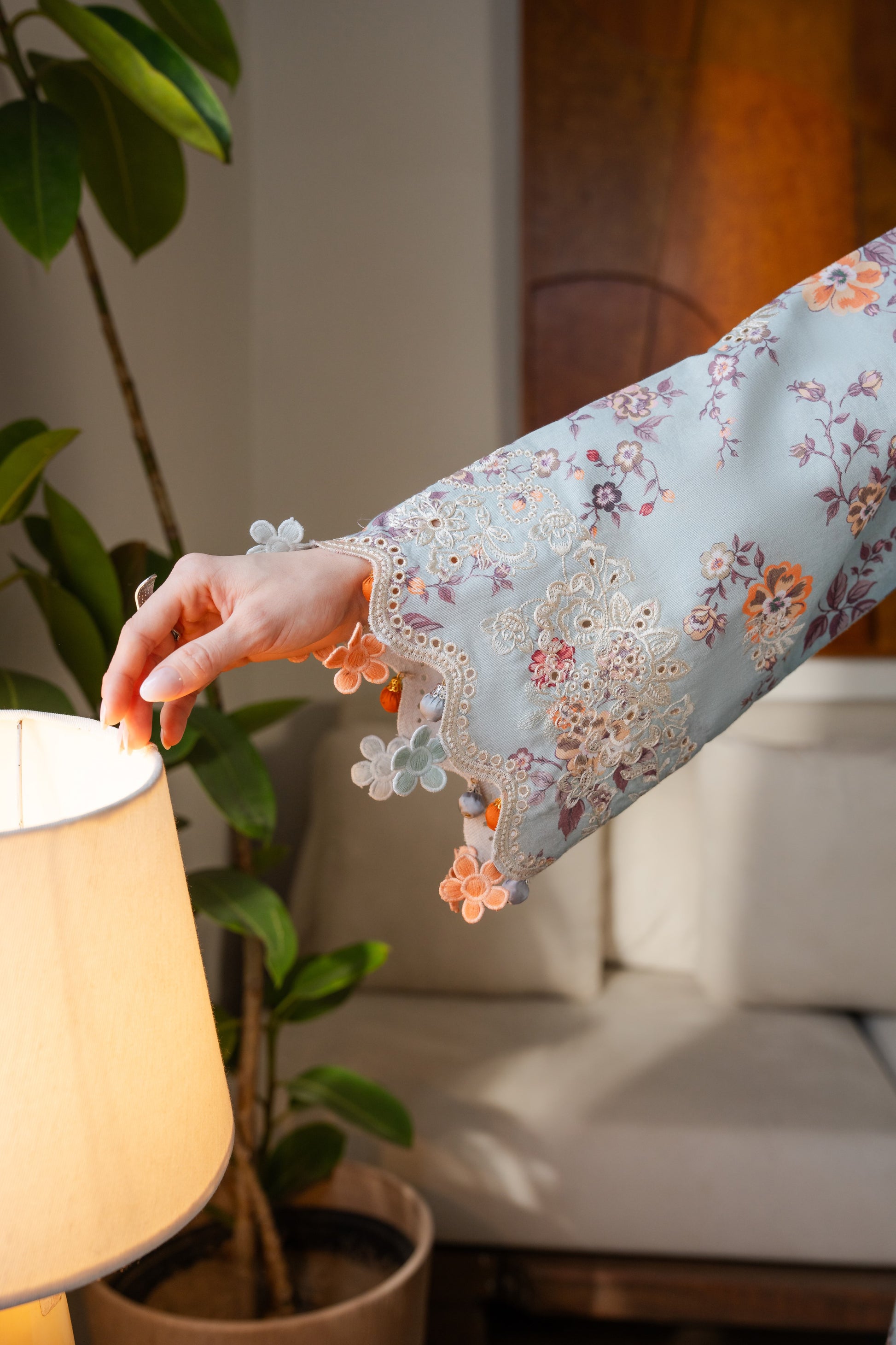 Winter-ready khaddar suit with clean organza embroidery and a soft printed dupatta.