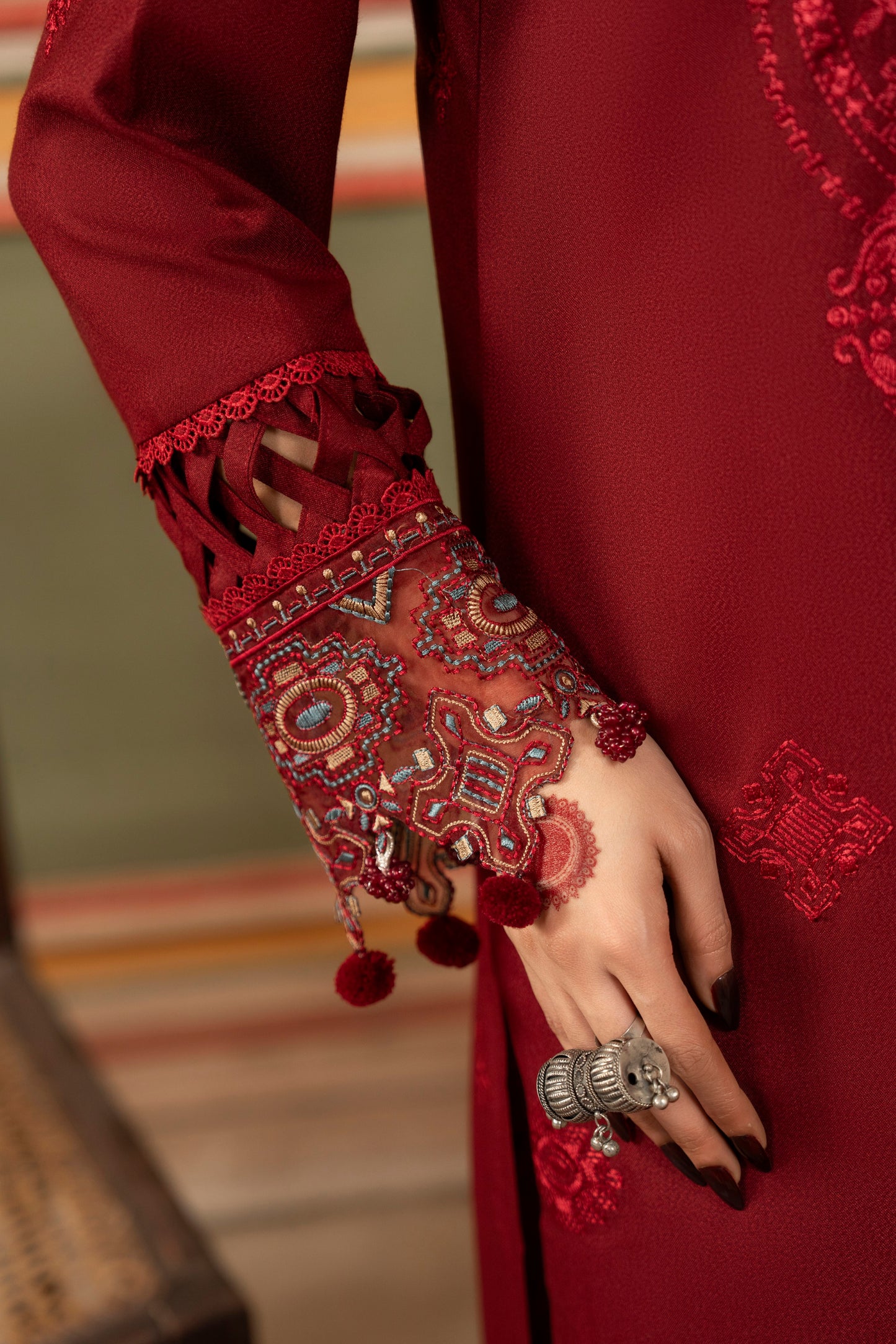 Stylish embroidered Dhanak fabric with jacquard shawl, ideal for festive and wedding guest winter looks.