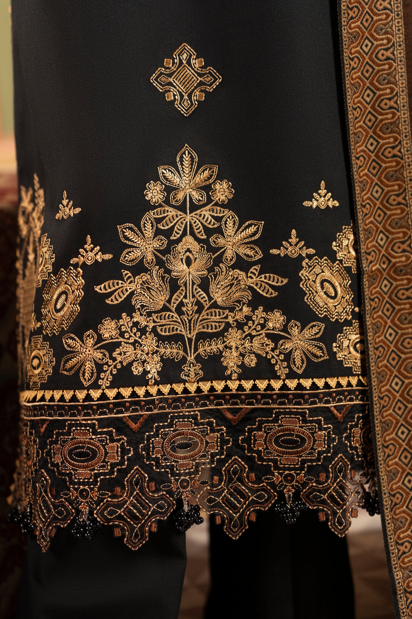 Luxury embroidered winter shirt with refined jacquard woolen shawl and coordinated plain bottom.