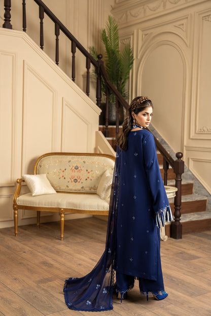 Stylish 3PC Pakistani outfit with dupatta