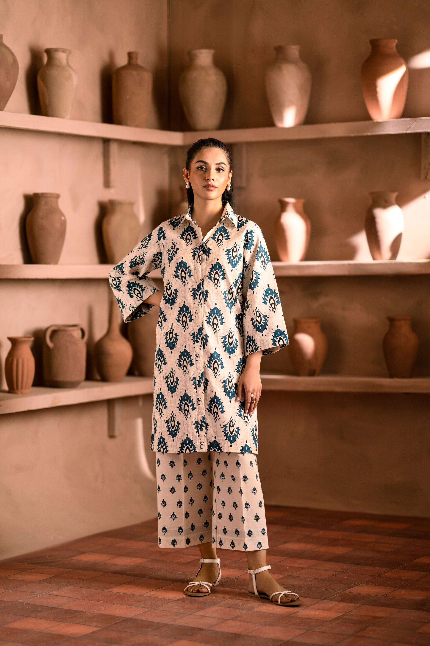 Women’s khaddar fabric winter 3-piece dress with kurta, trouser, and dupatta