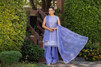 A versatile summer look with embroidered lawn shirt, cotton trouser, and a light chiffon dupatta for simple elegance