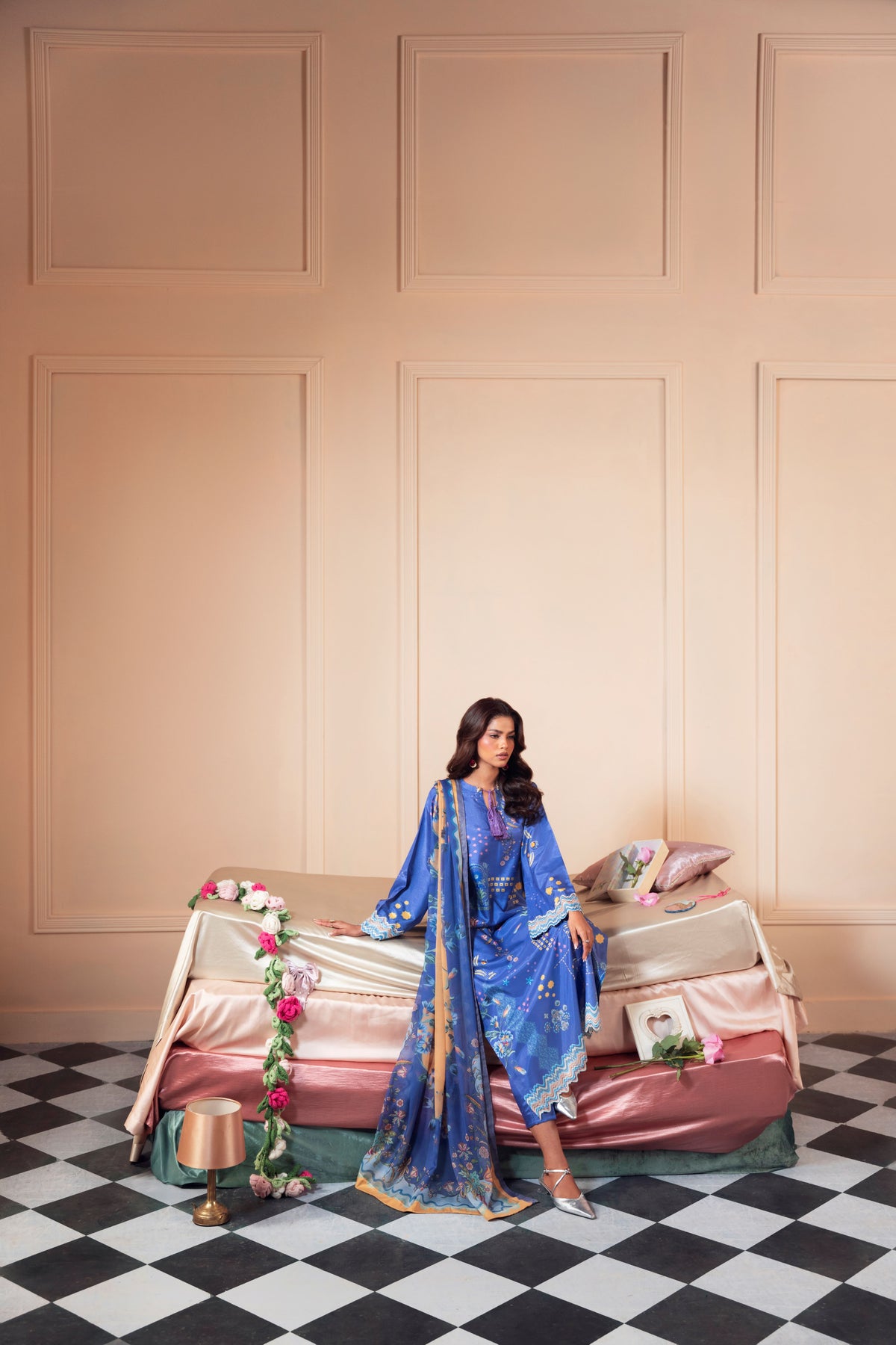 Raw silk dress for women featuring a premium unstitched 3PC suit with silk shirt and trousers and a flowing chiffon dupatta, suitable for weddings, parties, Eid celebrations, and formal gatherings