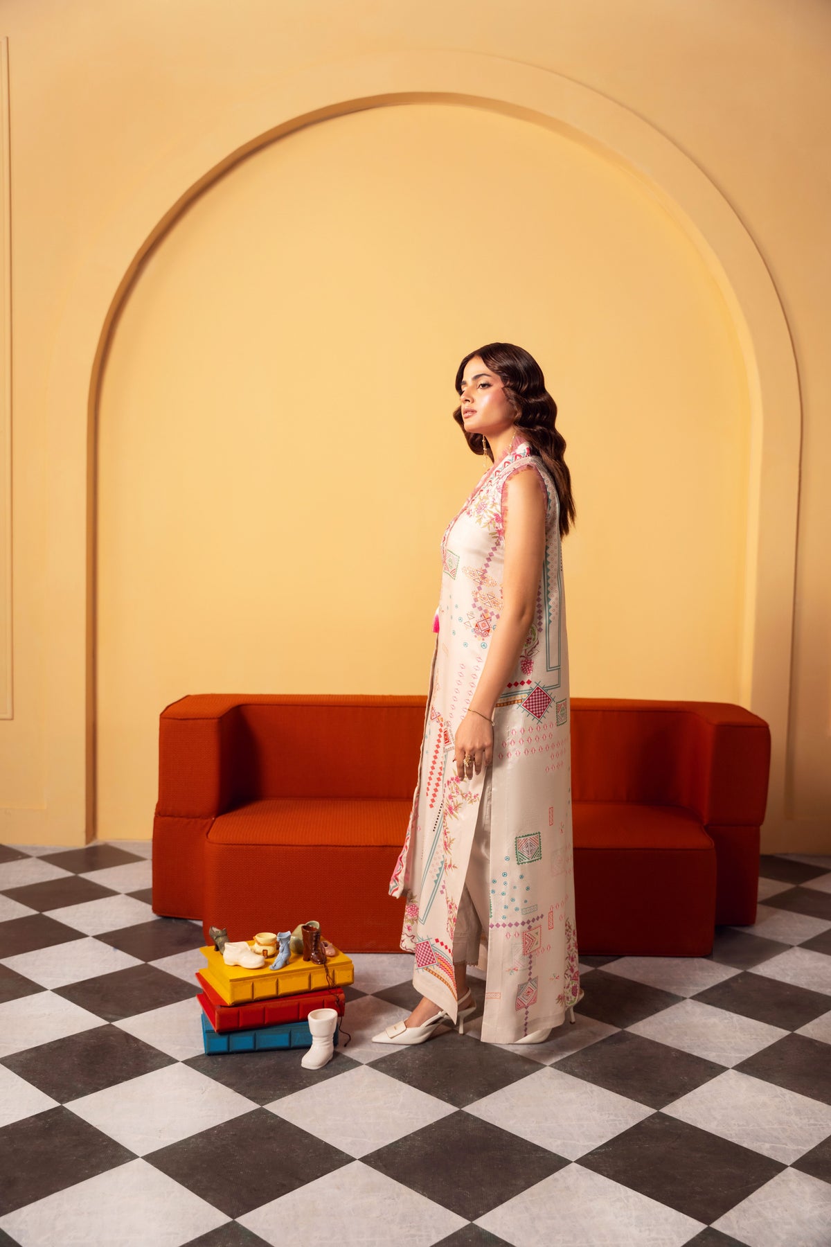 Silk suit for women featuring a premium unstitched 3PC raw silk shirt and trousers with a flowing chiffon dupatta, designed for Pakistani weddings, parties, Eid celebrations, and formal gatherings