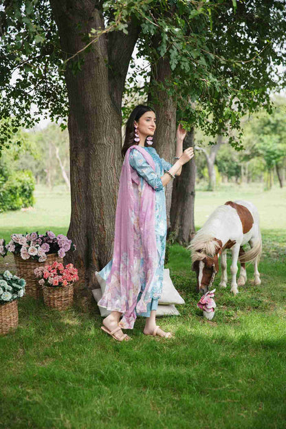  Embroidered lawn kurta with chiffon dupatta and plain cotton trouser.