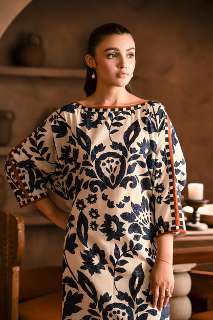  Winter khaddar kurta and trouser suit designed for stylish occasions