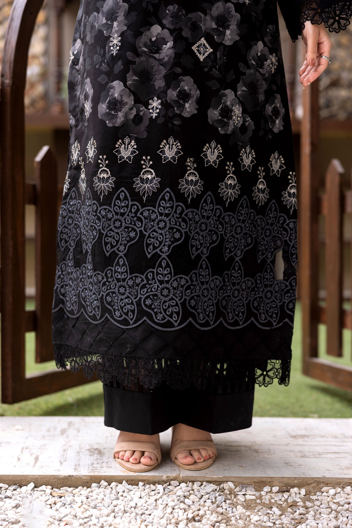 Stylish black 3PC lawn suit with floral dupatta and plain trouser