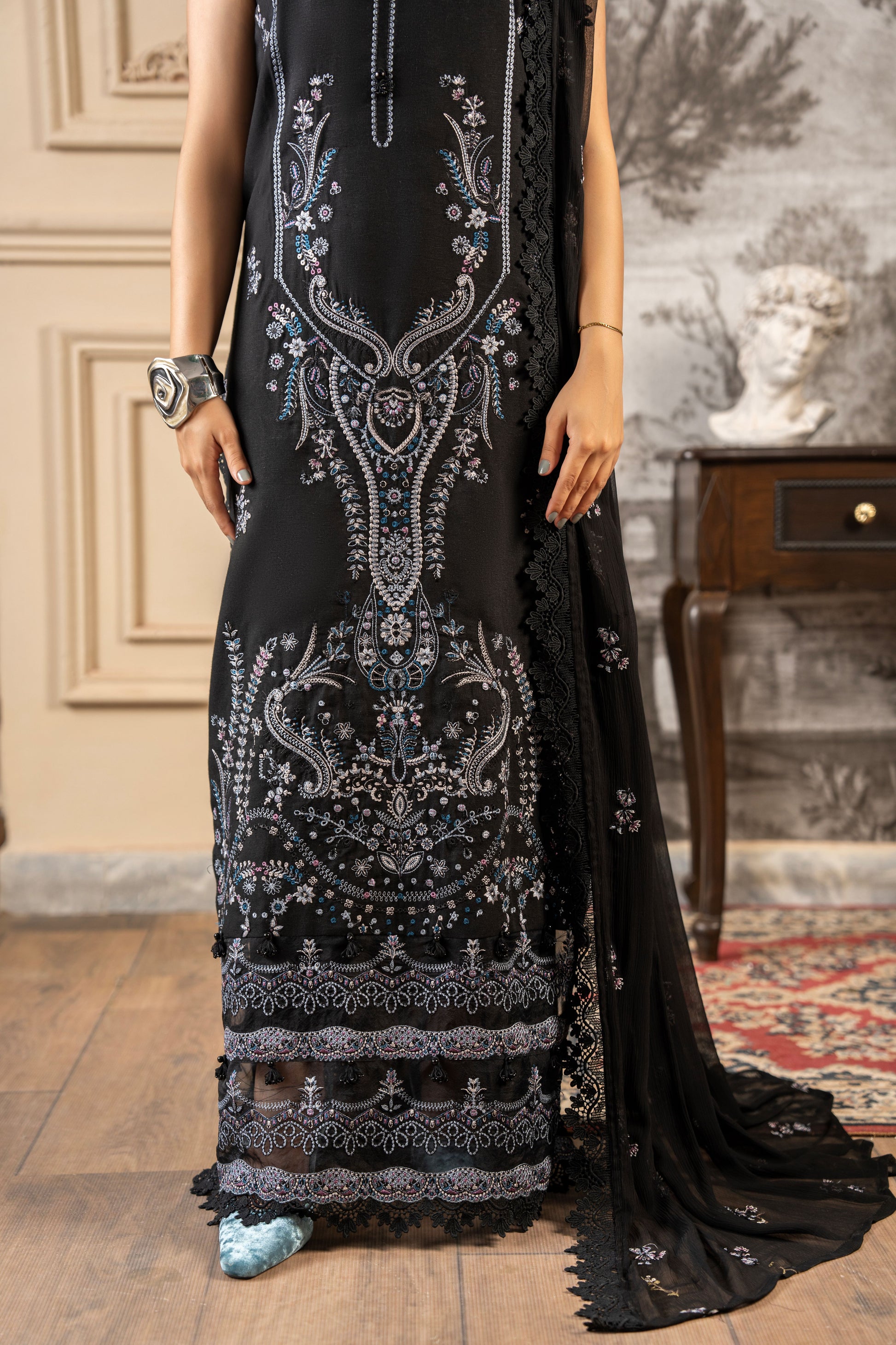 Women’s unstitched 3PC dress with embroidery and dupatta